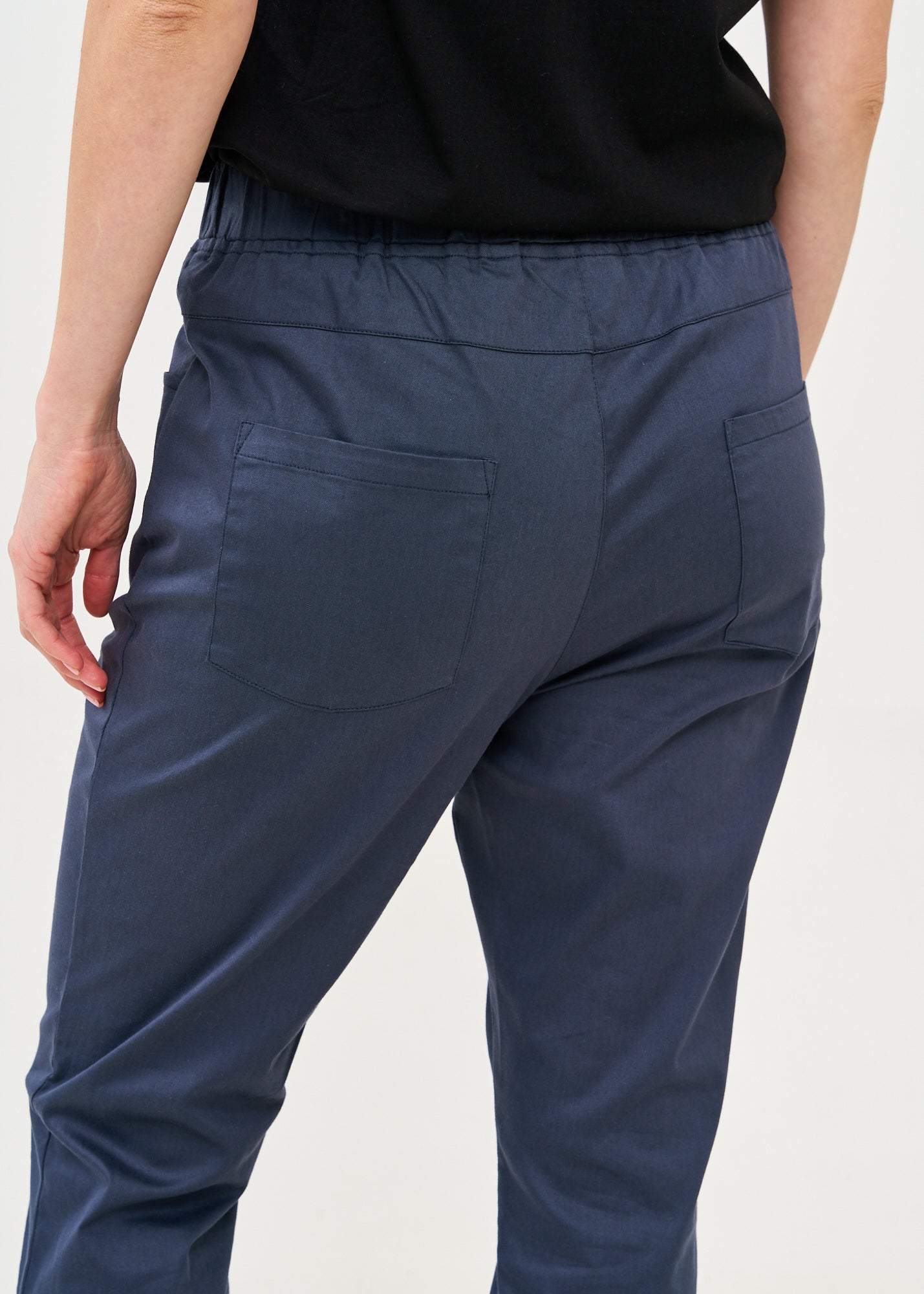 Long pants with elastic top 5 pockets dark blue