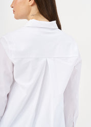 Buttoned, square pockets and white ribbons