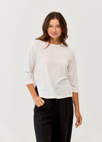 White 3/4 sleeve straight t-shirt with side slits - 01