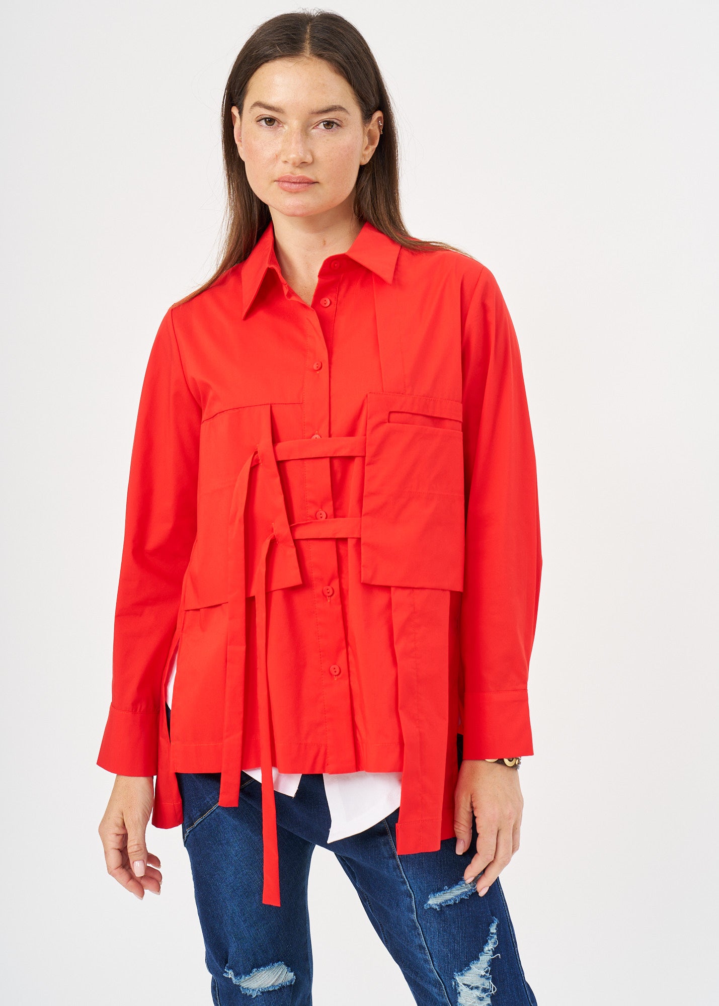 Buttoned, square pockets and red ribbons