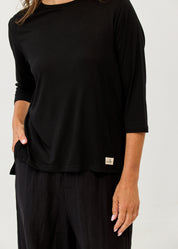 3/4 sleeve straight t-shirt with side slits, black
