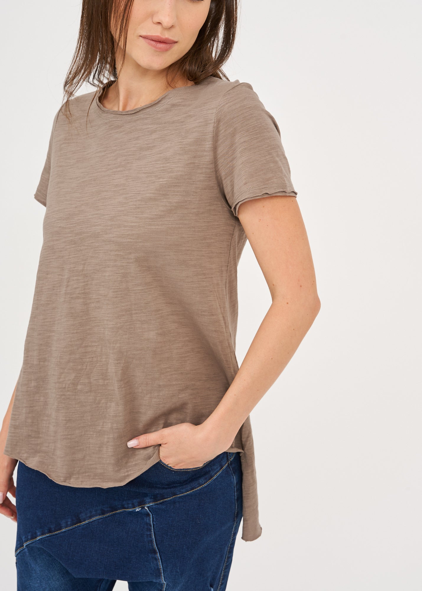 Brown long back triangle stripe T-shirt