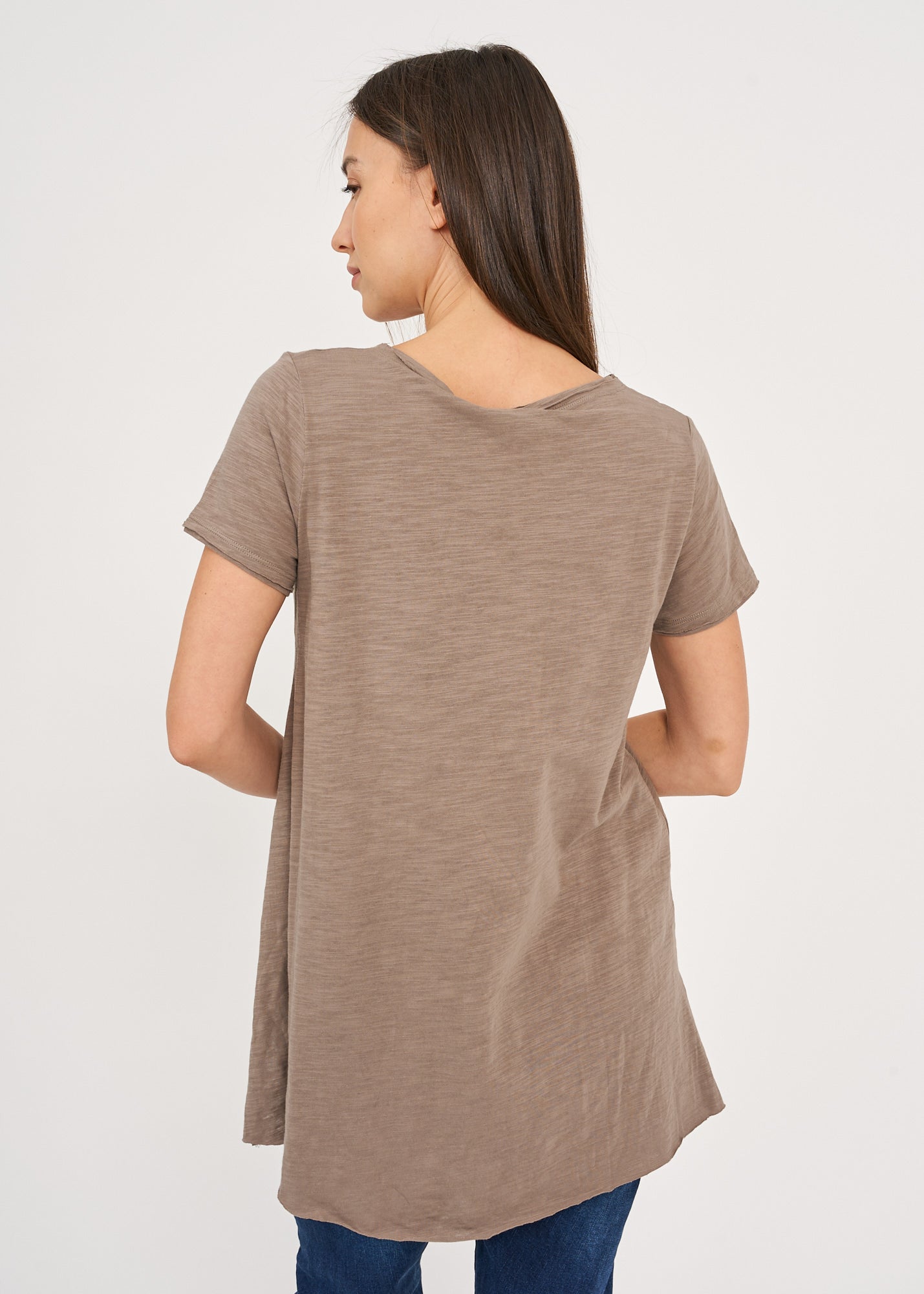 Brown long back triangle stripe T-shirt