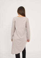 Light gray long sleeve V-neck long back shirt
