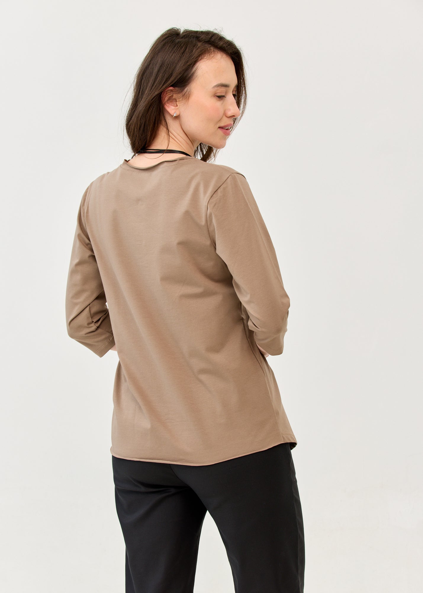 Brown diagonally stitched shirt with 3/4 sleeves