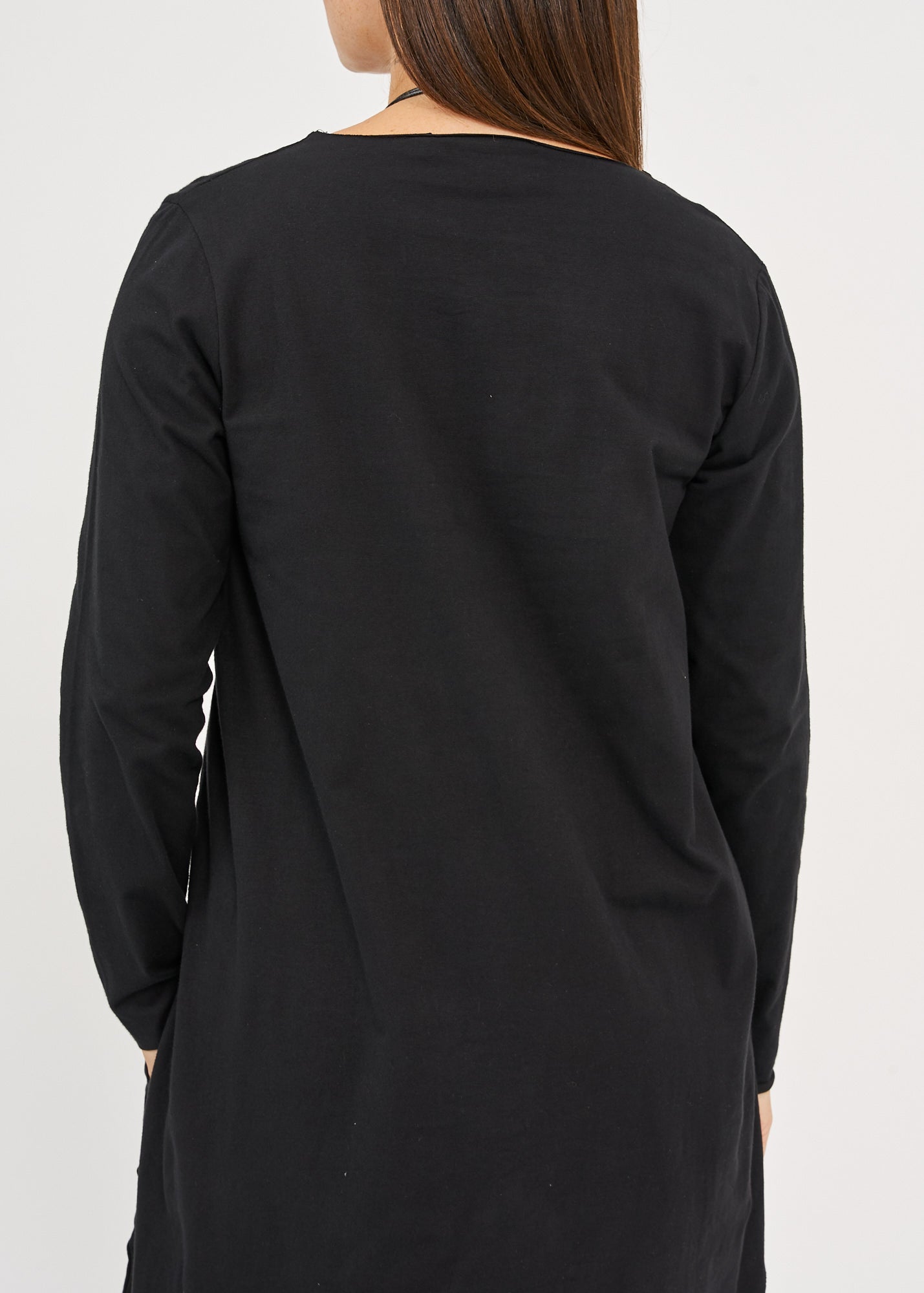 Long sleeve V-neck long back black shirt