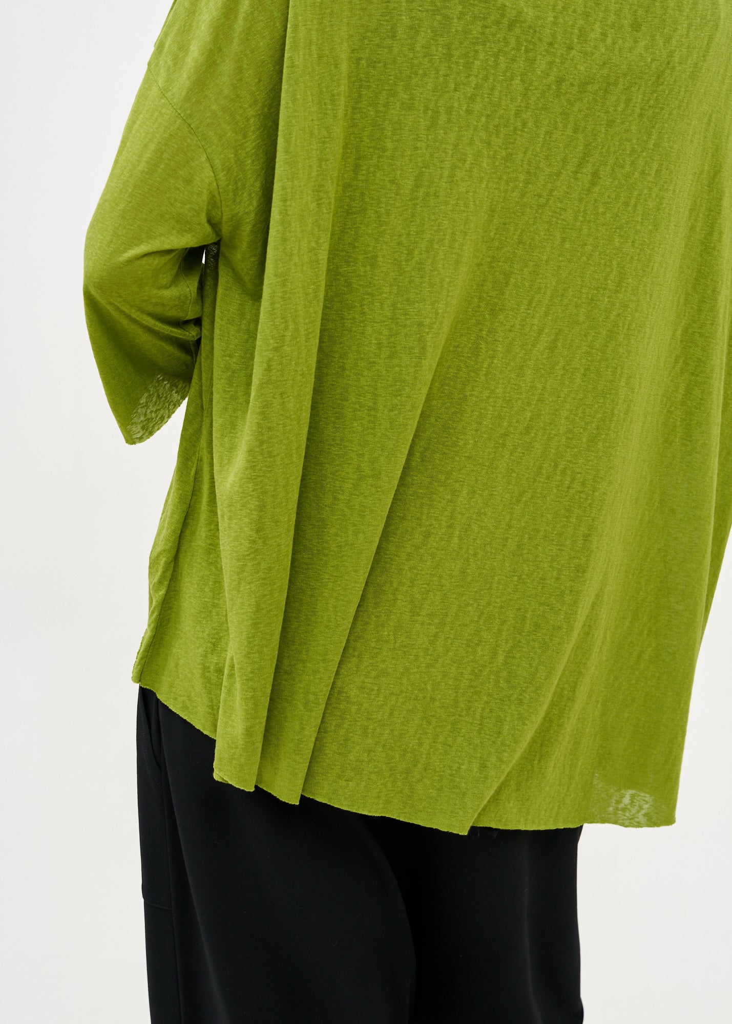 Long shirt in green slub fabric