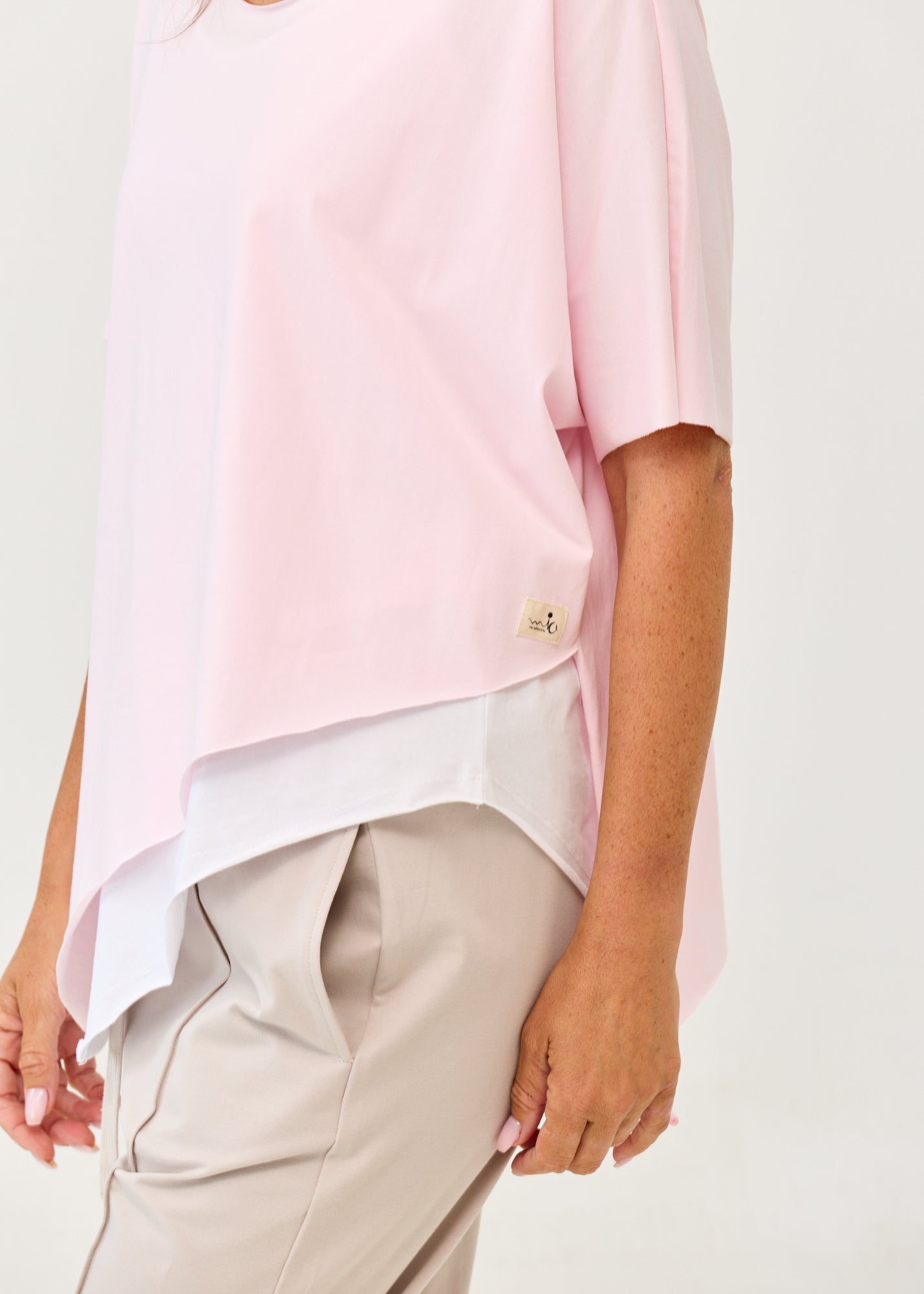 Pink short sleeve oversized bat shirt