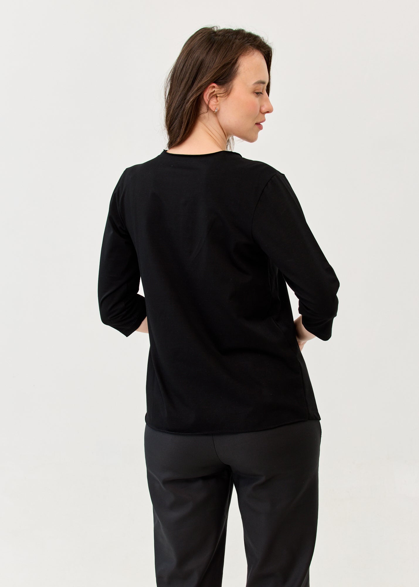 Black 3/4 sleeve tipped diagonal stitching