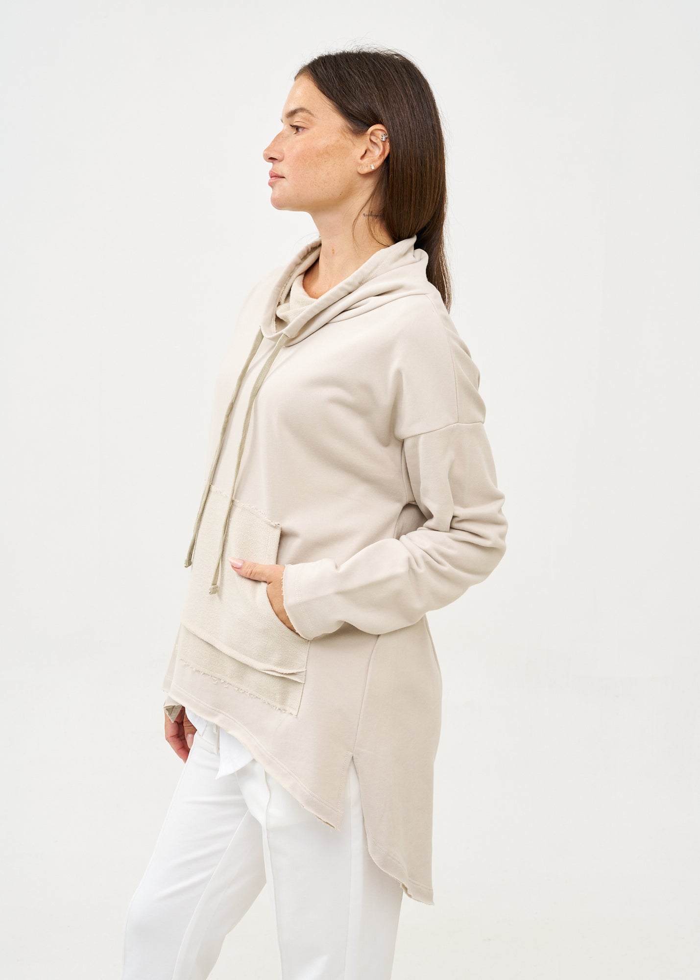 Light gray long back turtleneck sweatshirt