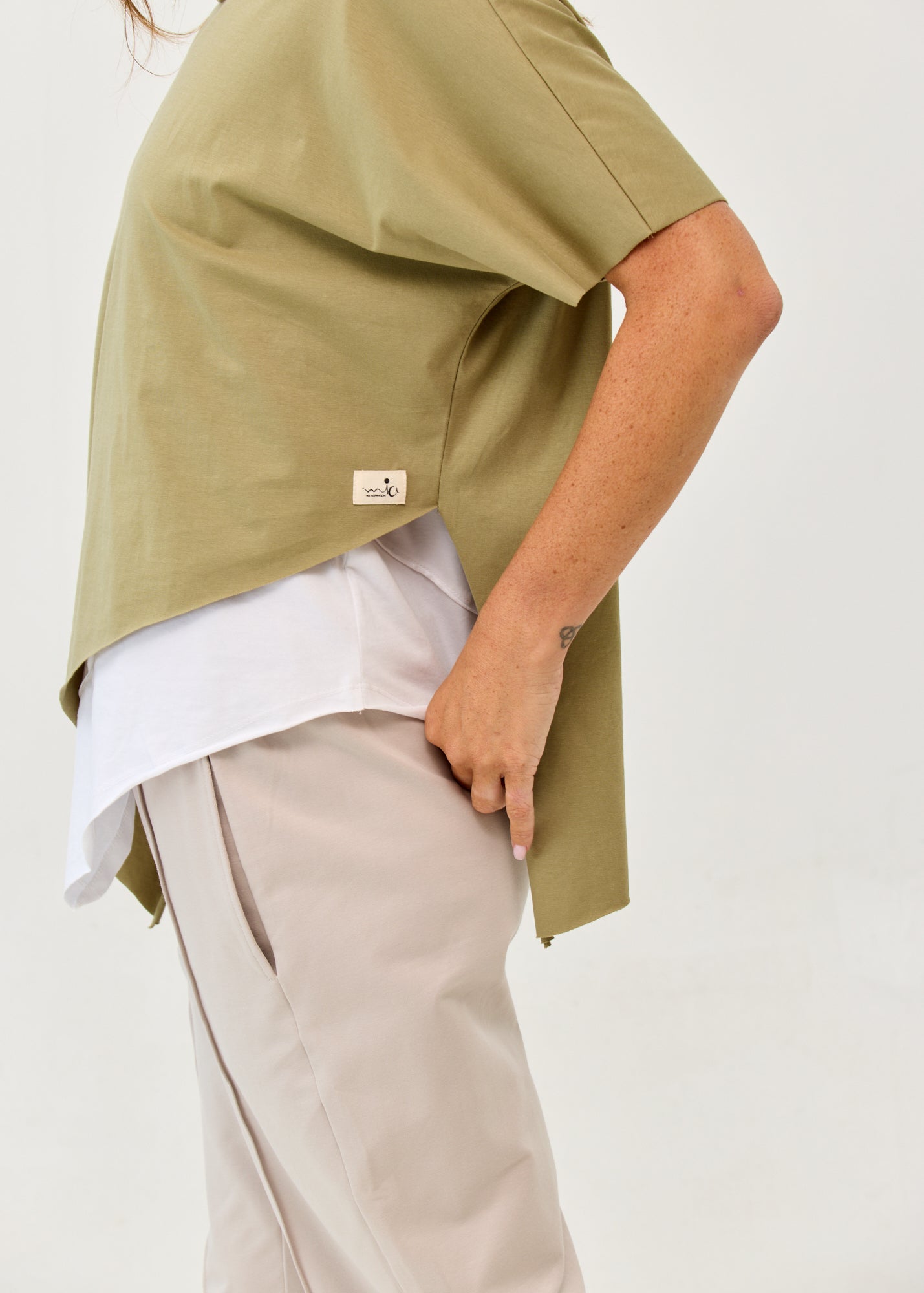 Green short sleeve oversized bat shirt