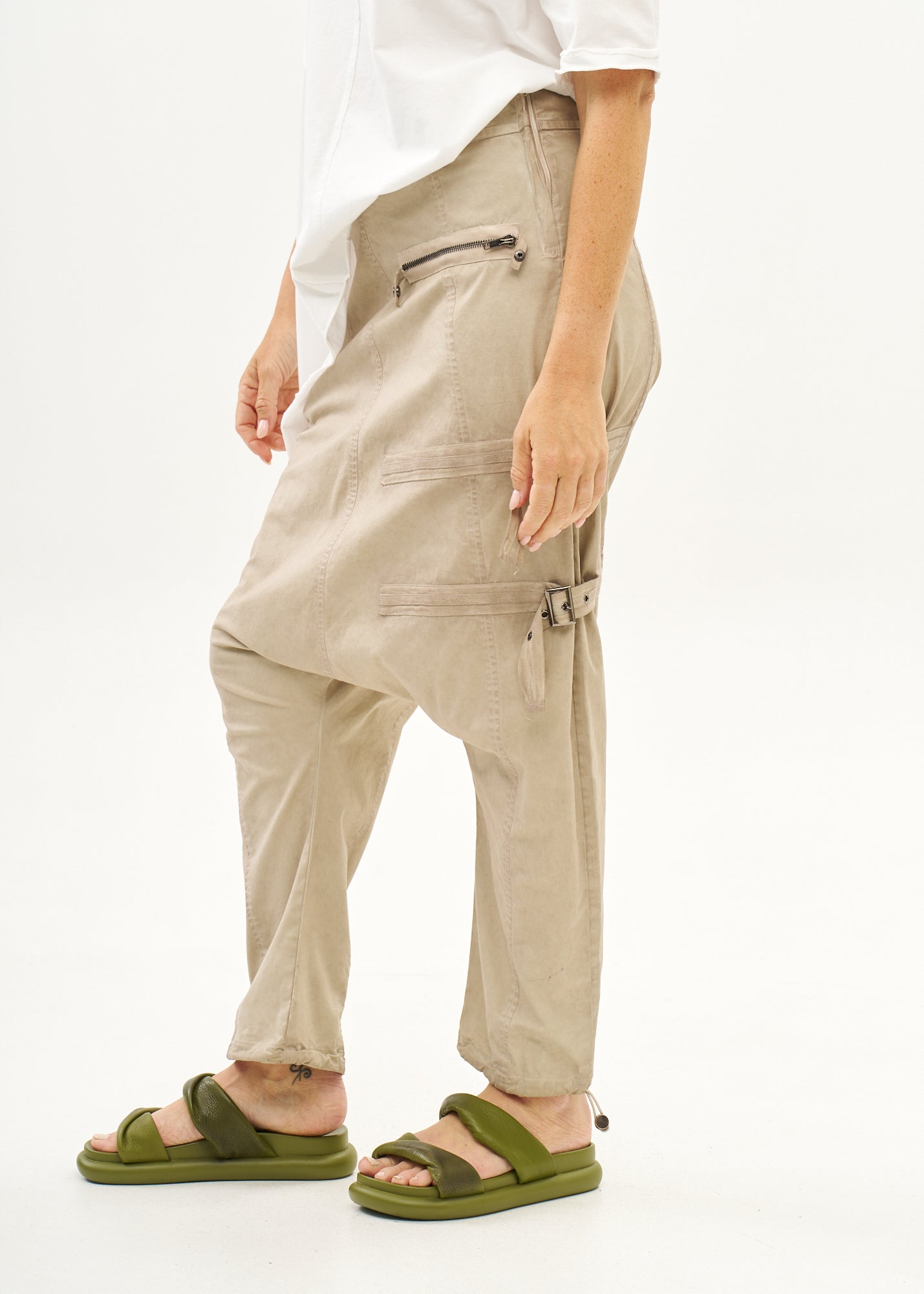 Baggy pants with zippers Stonewashed