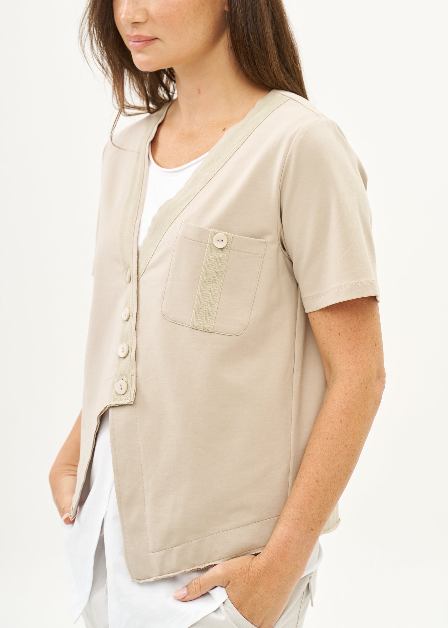 Beige ribbon combination t-shirt top