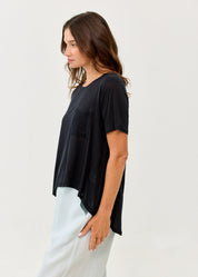 Black short-sleeve shirt with a cut pocket and thin fabric combination