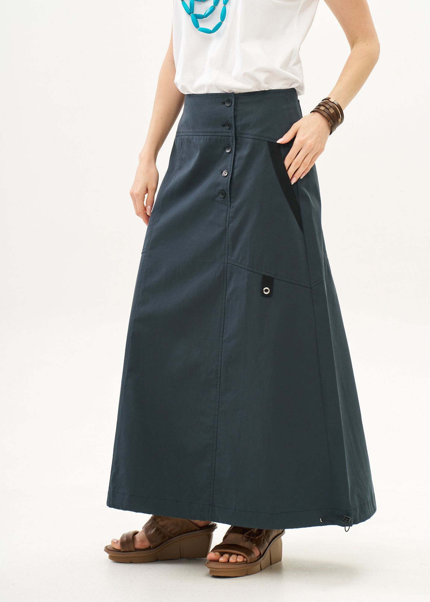 Dark blue ribbon combination button closure skirt