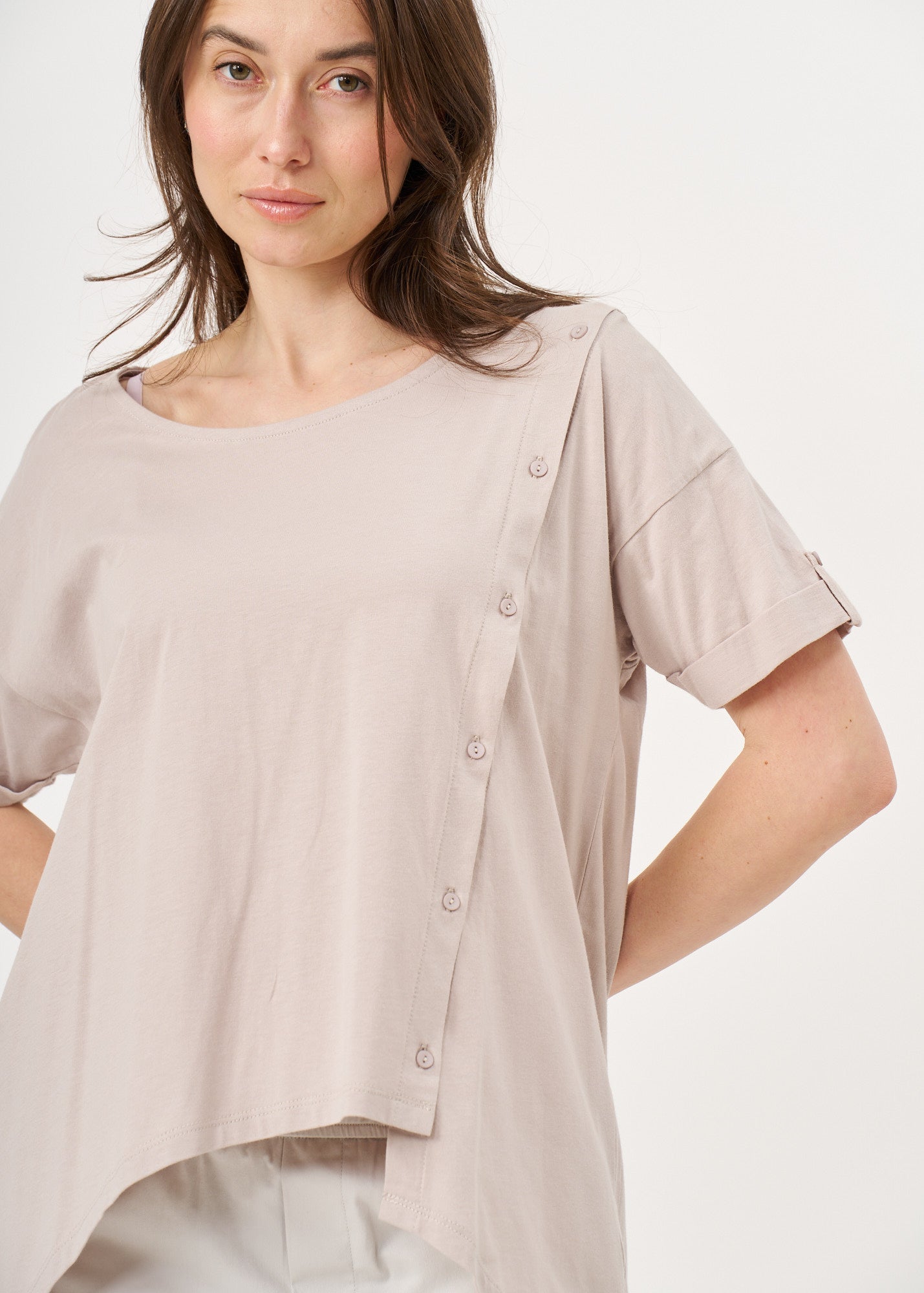 Short sleeve button-down shirt with long back Stone