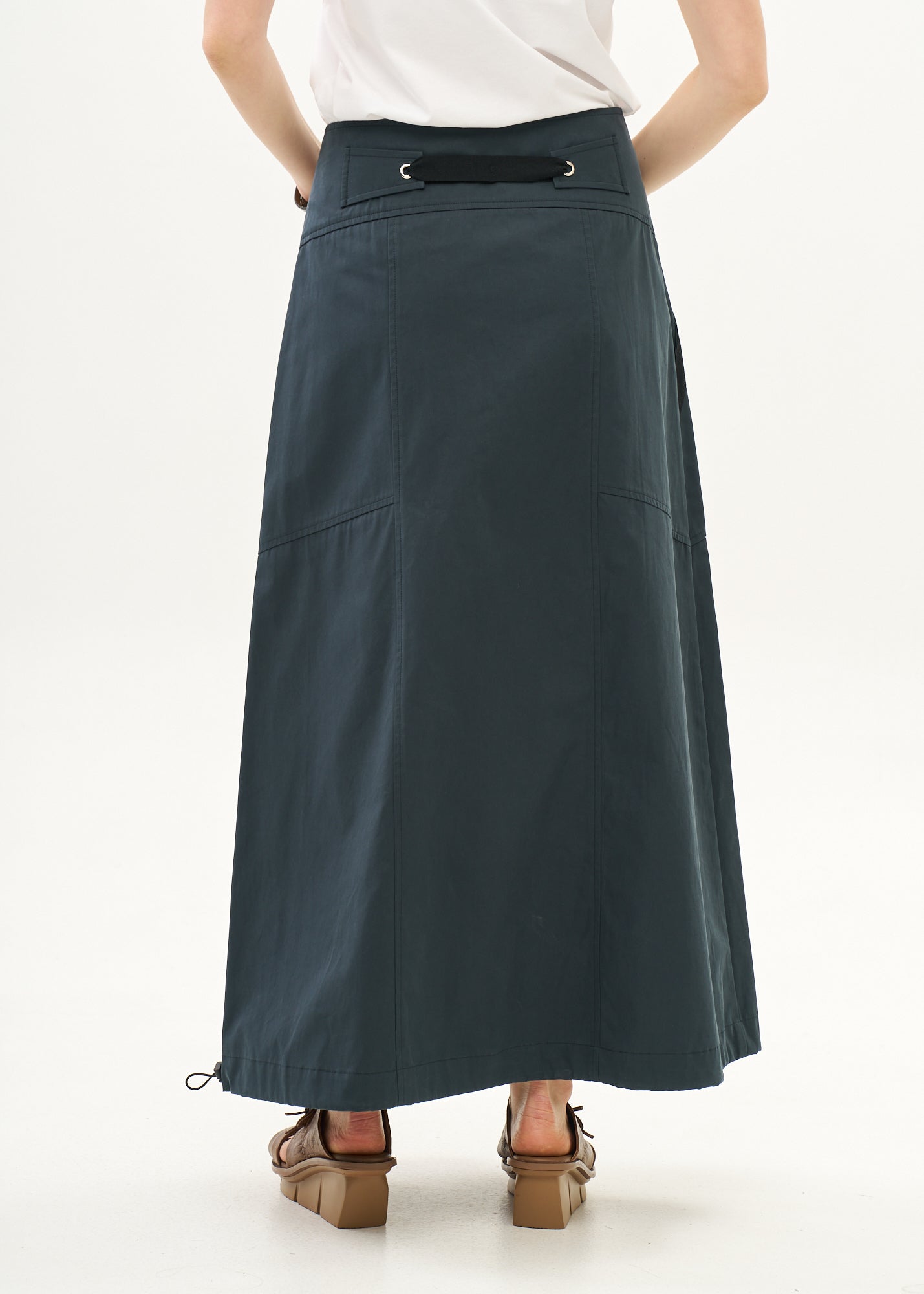 Dark blue ribbon combination button closure skirt