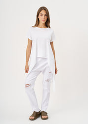 White short sleeve shirt with long sides