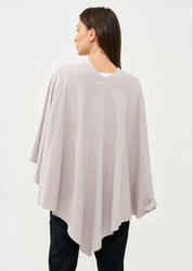 Cape with diagonal closure, light gray