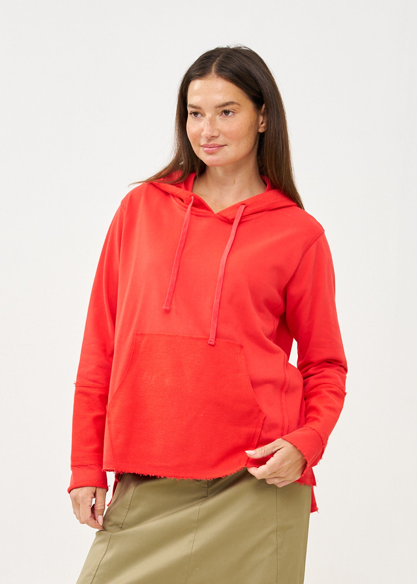 Sweatshirt with hat and external cuts, red