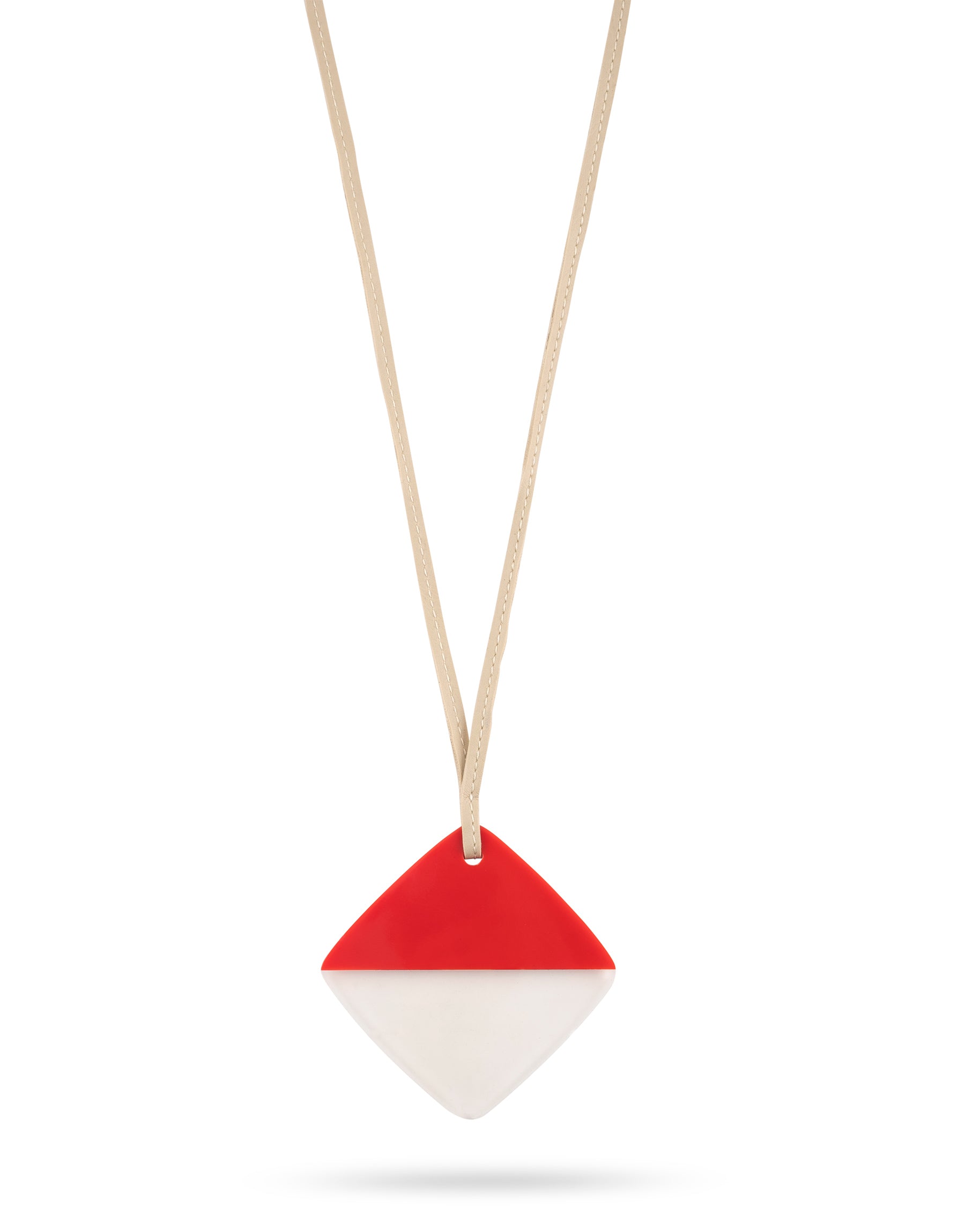 Semi-dyed red resin rhombus necklace
