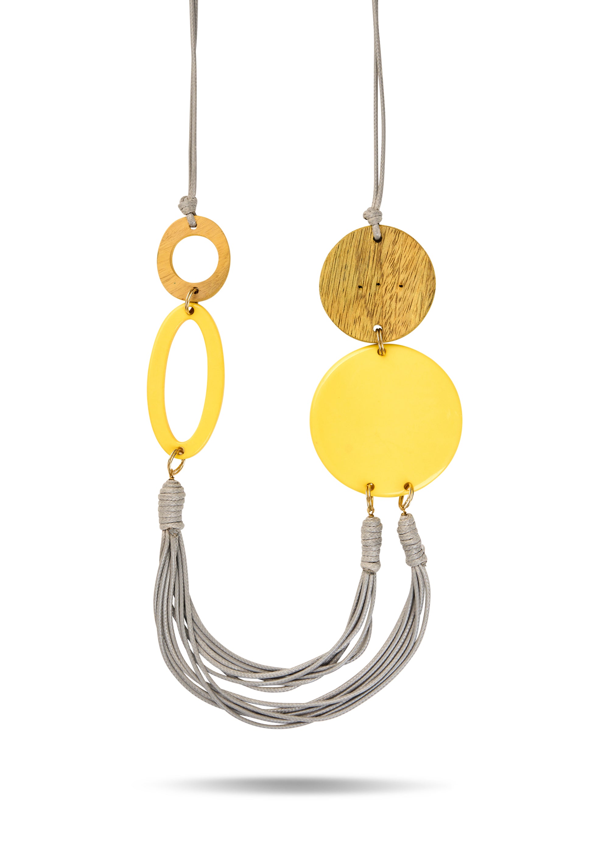 Handmade necklace combining resin wood and yellow threads