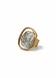 Asymmetrical element ring combined with silver leather