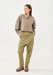 Button-down shirt with long shoulder straps, gray