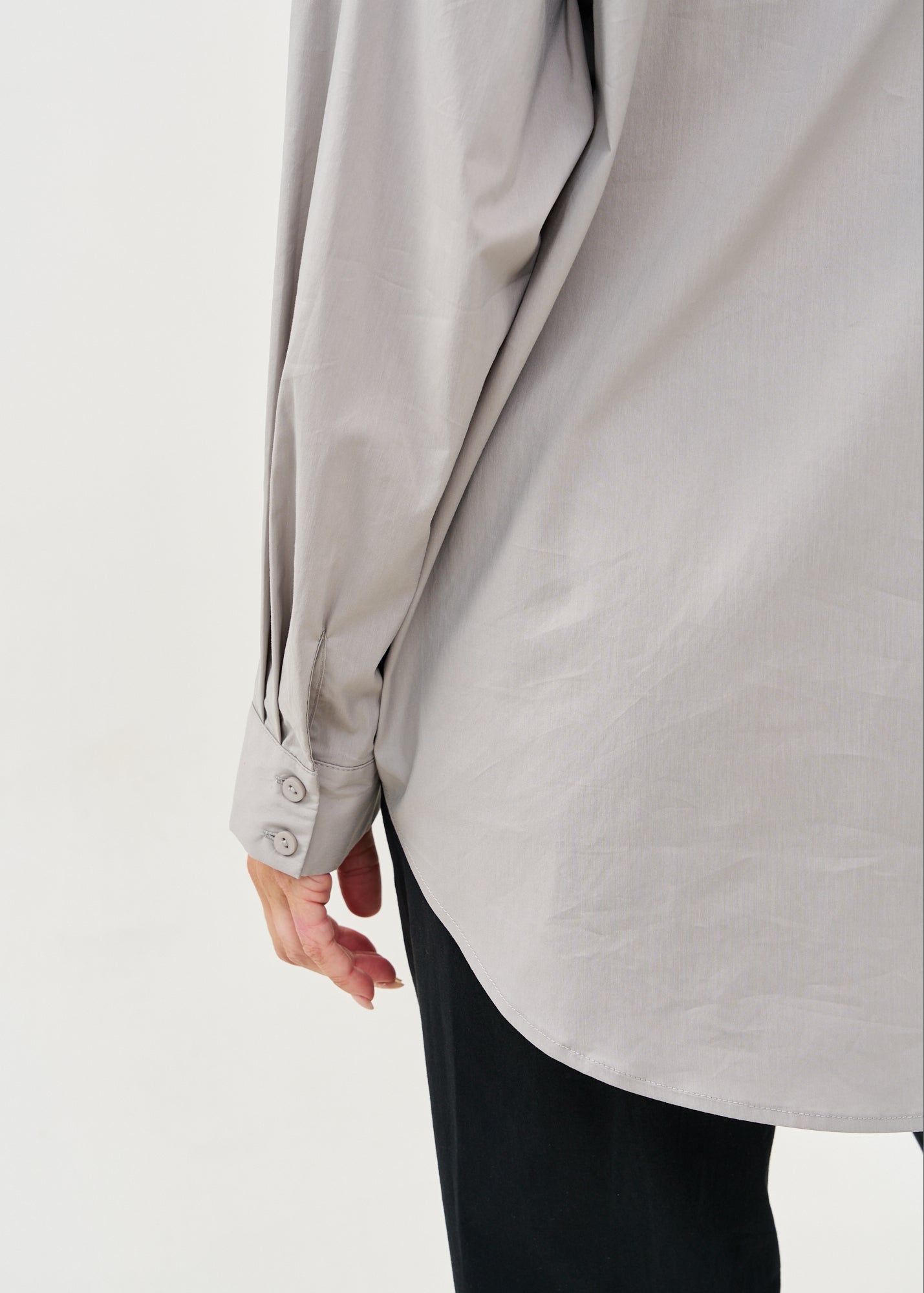 Two-color combination button-down shirt, black