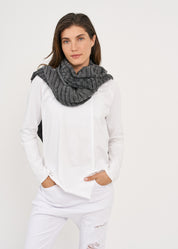 Washed scarf, external cuts, black wash