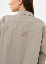 Gray ribbon combination button-down shirt