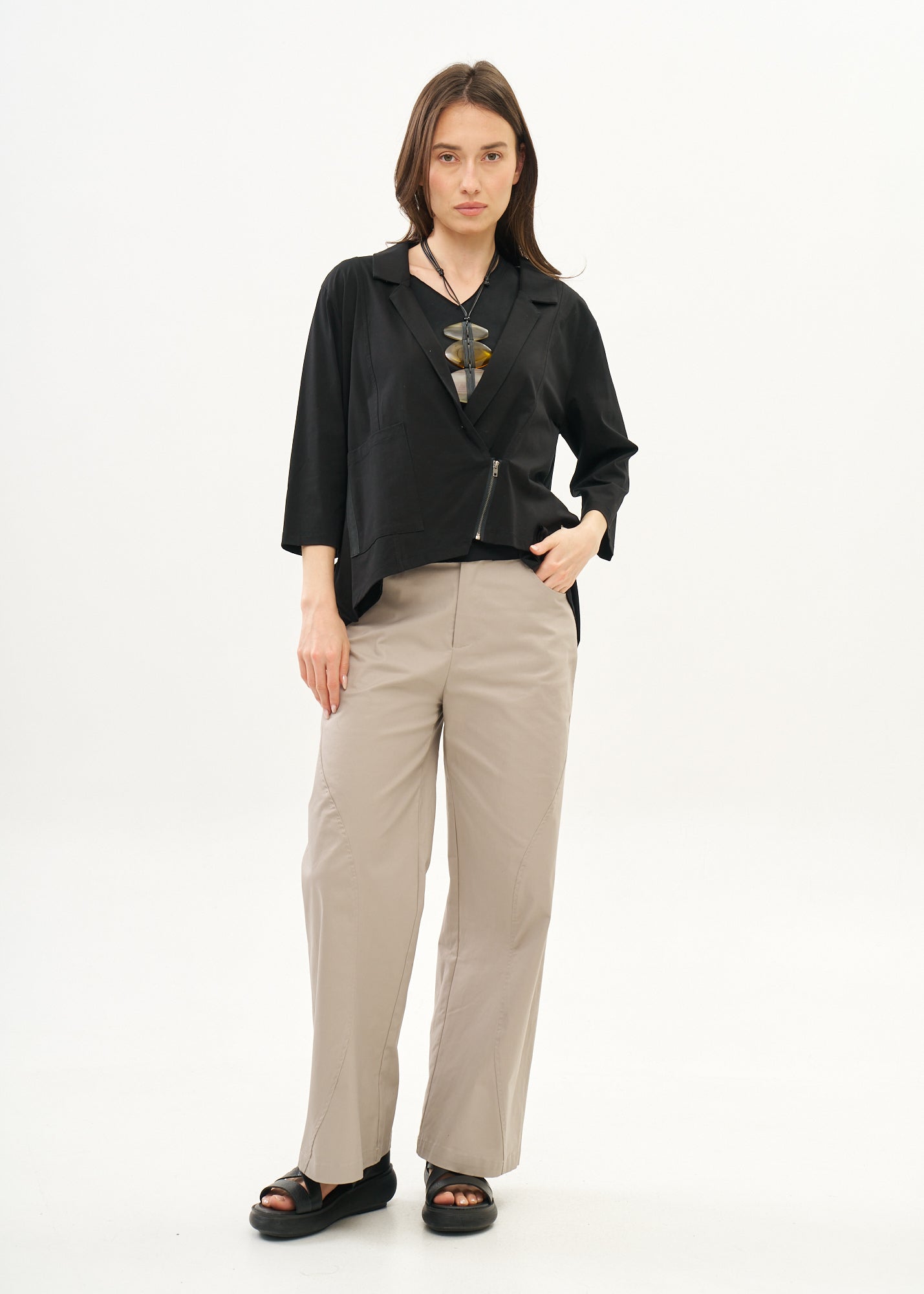 Black diagonal zipper 3/4 sleeve top