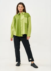 Green two-color button-down shirt