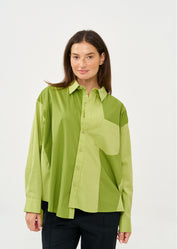 Green two-color button-down shirt