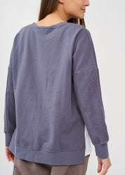 Half-turned sweatshirt with gray rib