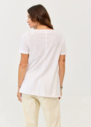 Straight hem white T-shirt