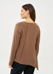 Long sleeve V-neck thin knit shirt in brown