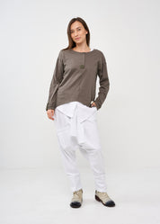 Long sleeve shirt with three buttons and dark gray ribbon
