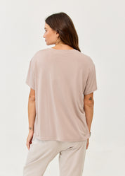 Stone short-sleeved t-shirt, straight fit, side slits