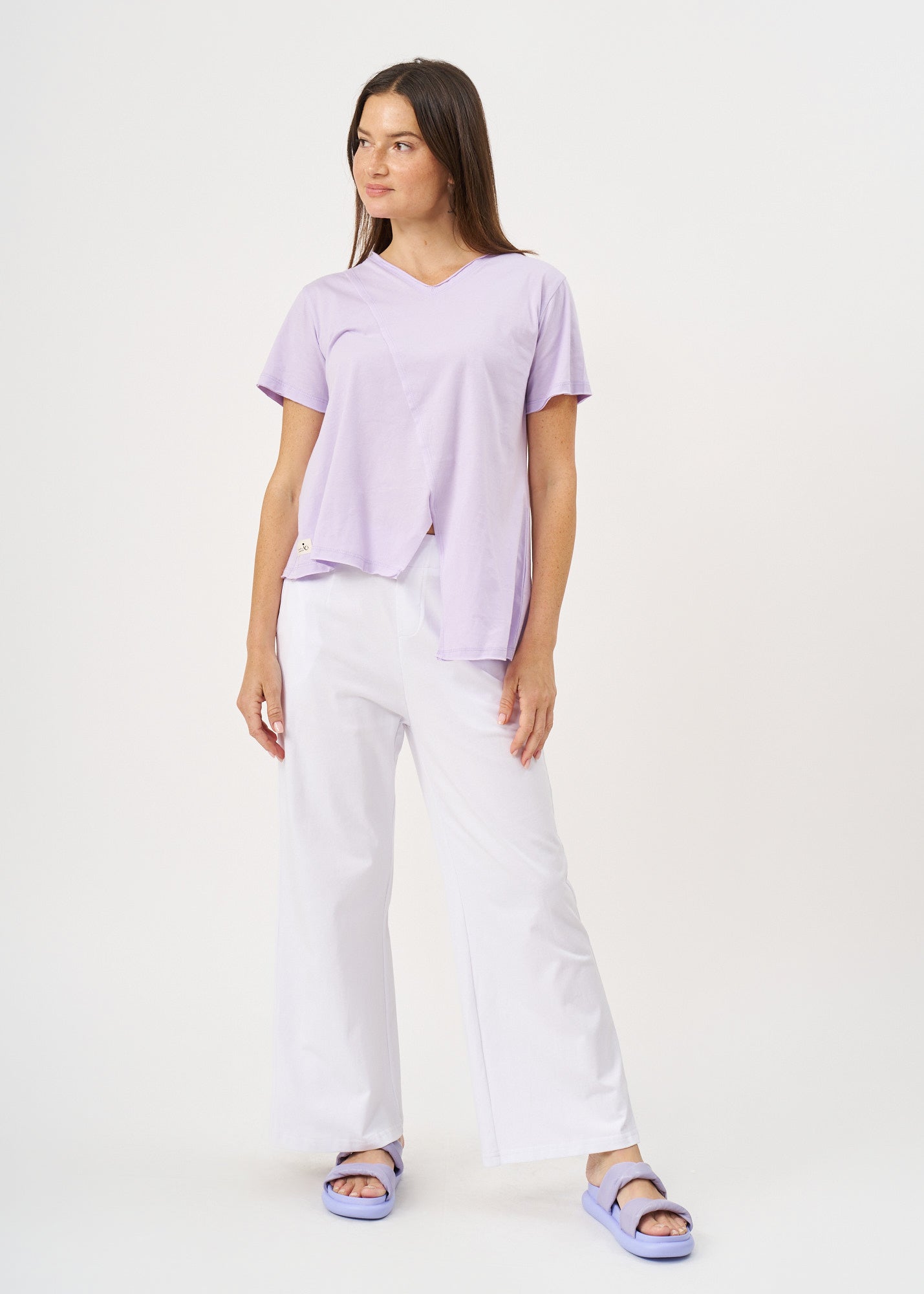 Purple diagonal cut asymmetric length T-shirt
