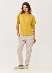 Mustard short sleeve straight t-shirt with side slits