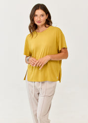 Mustard short sleeve straight t-shirt with side slits