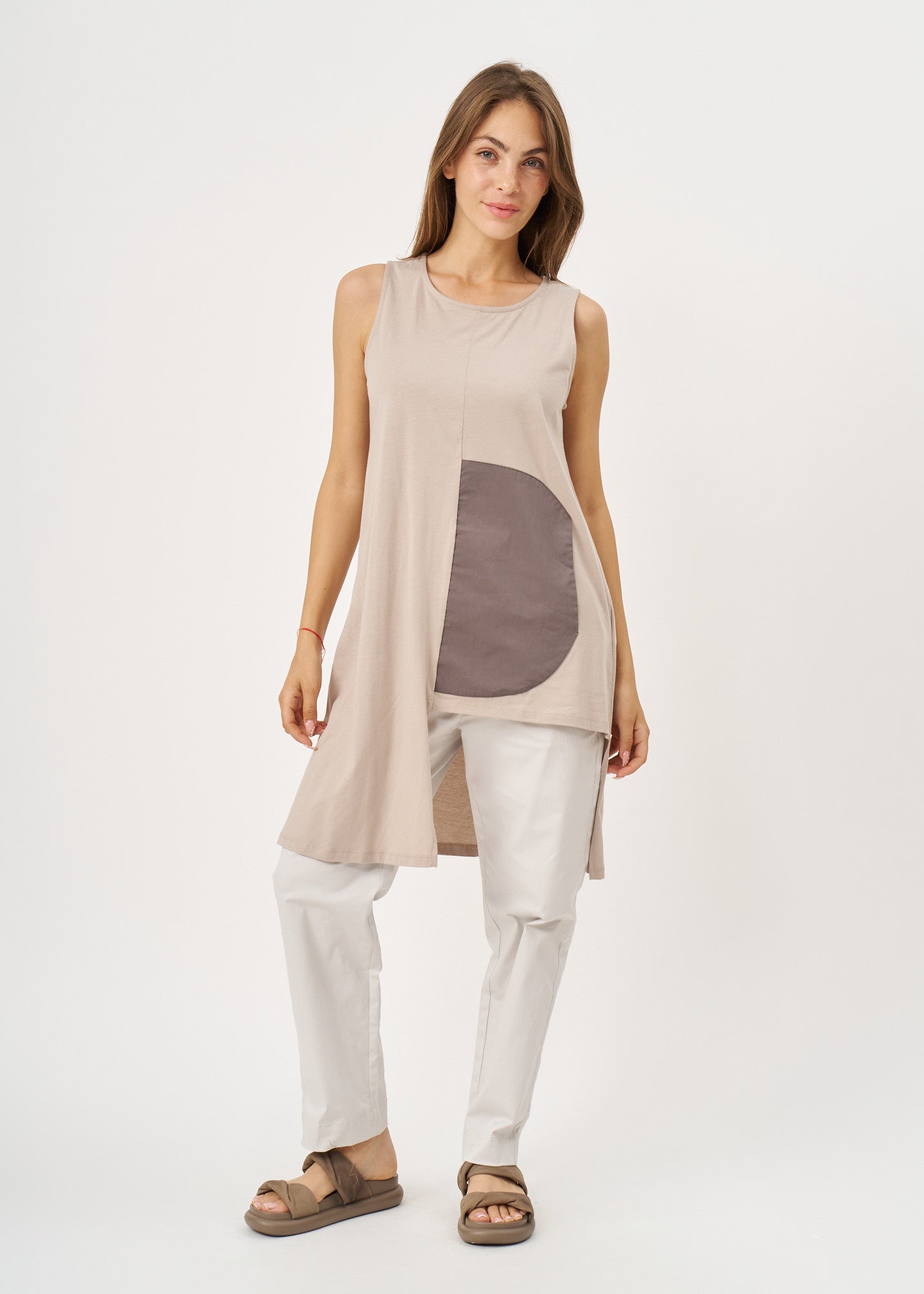 Gray fabric half-circle pocket tank top