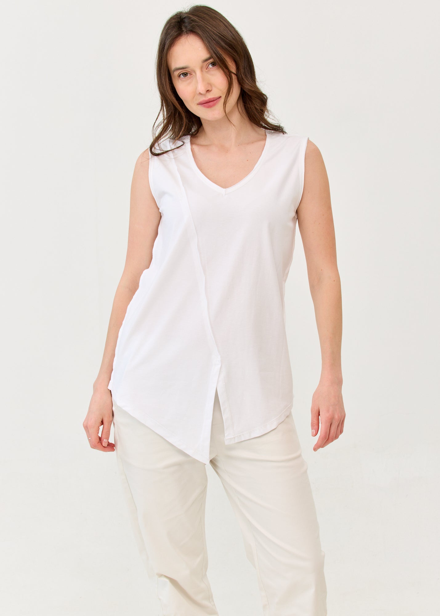 White V-neck tank top with diagonal stitching and slits