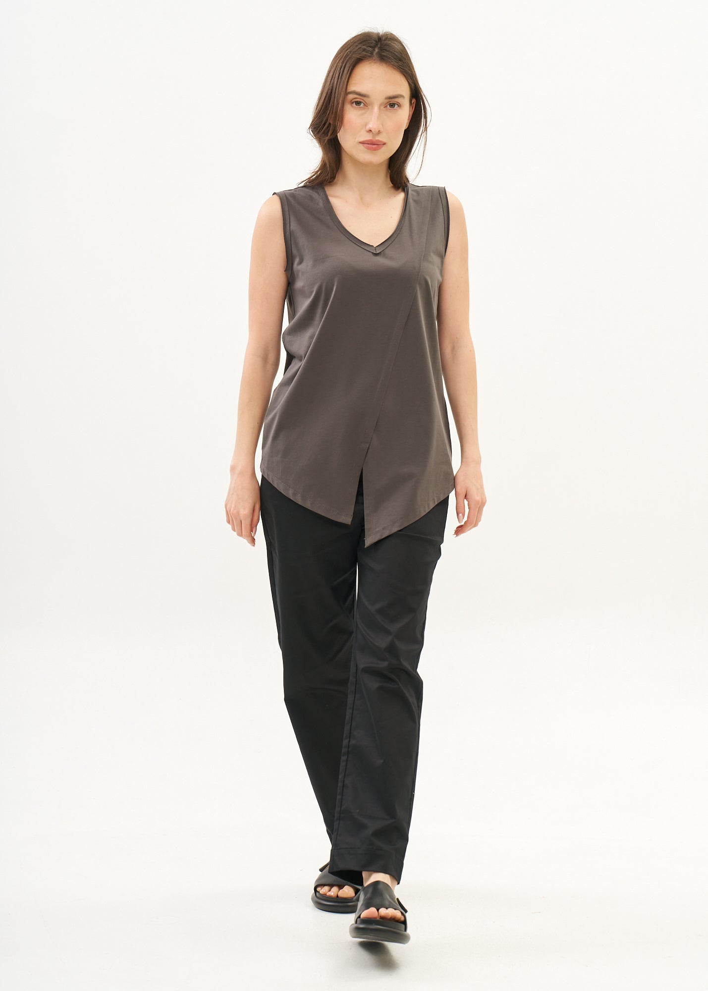 V-neck tank top with diagonal stitching and gray flares