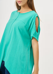 Turquoise open-sleeve shirt with asymmetrical hem