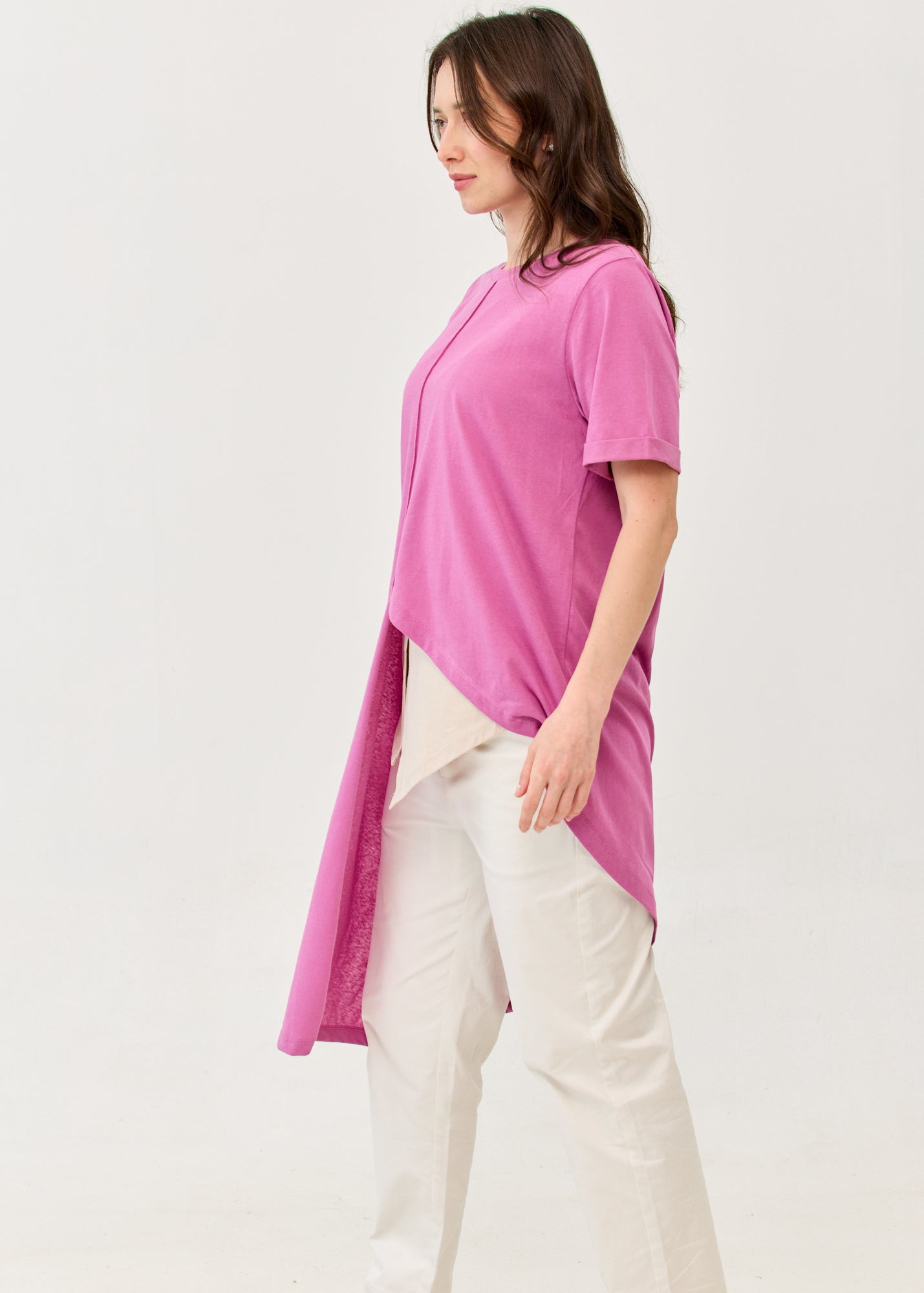 Short-sleeved tunic, shorter at the front, purple