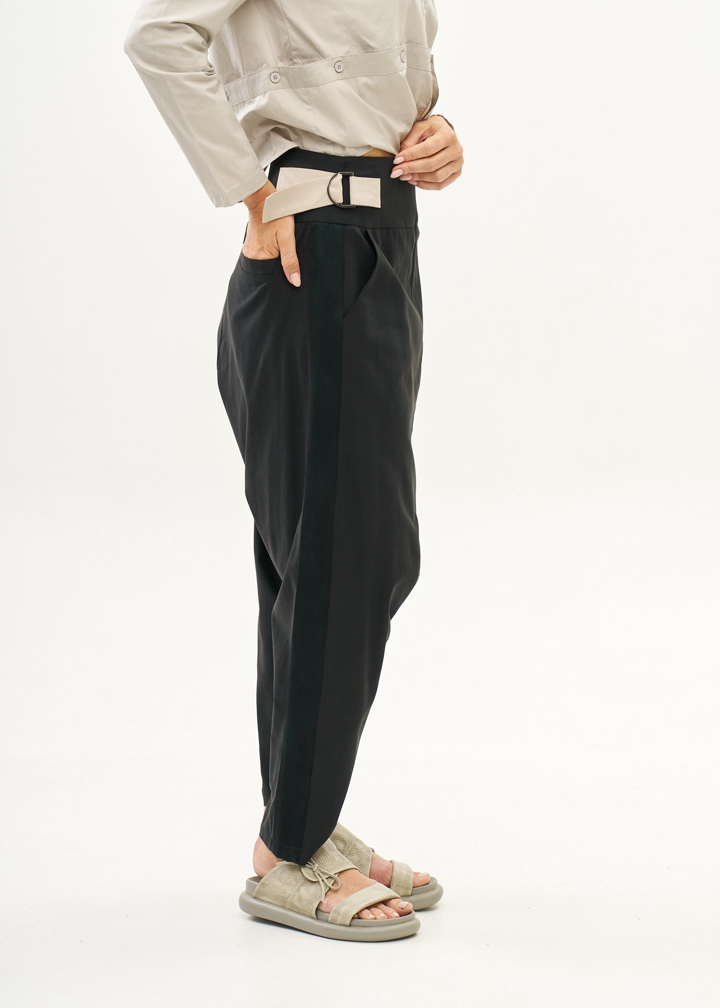 Two-buckle trousers with black ribbon trim