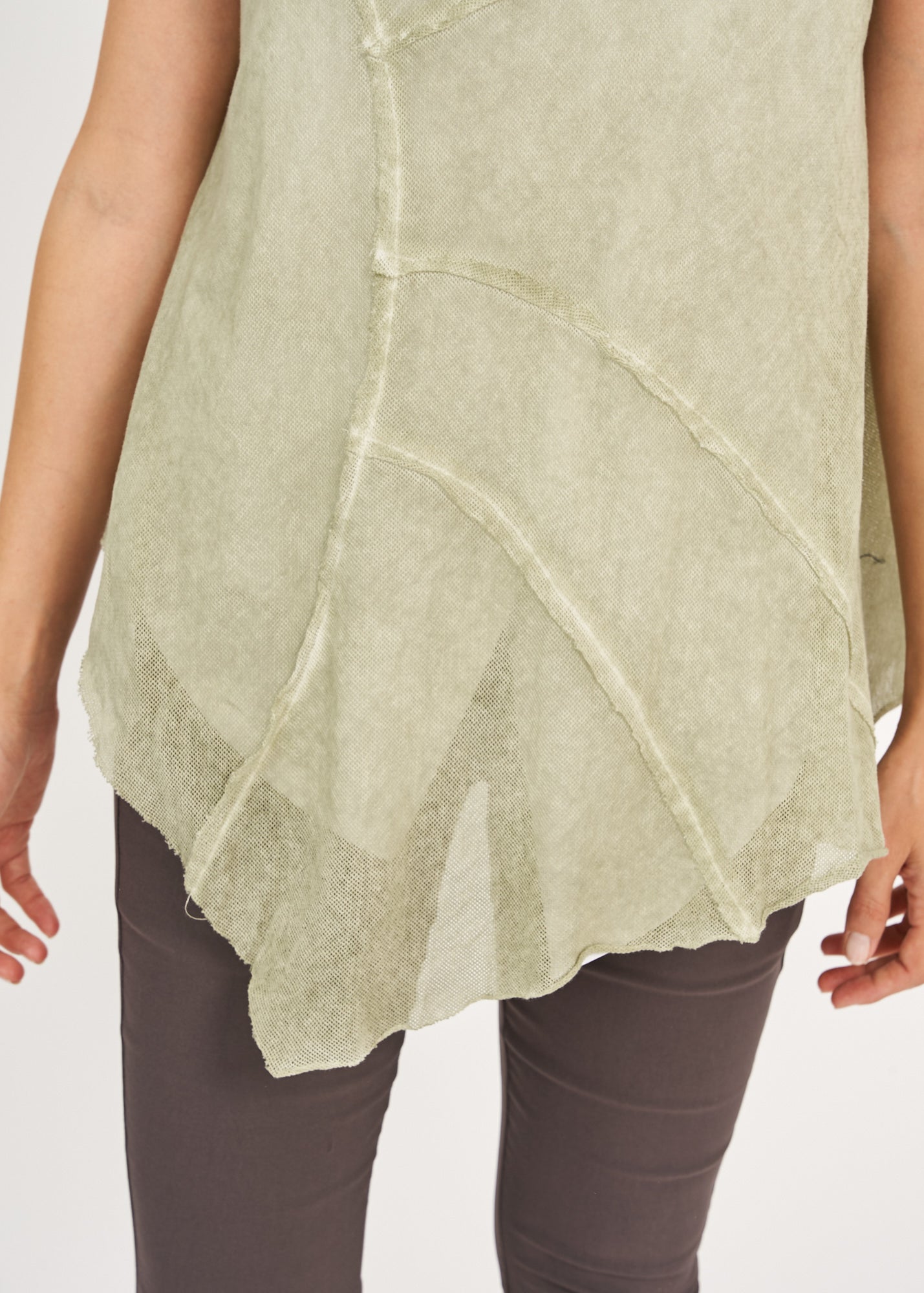 Wash mesh tank top with green tip extension Wash