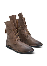 Mia beige logo leather ankle boots - 36